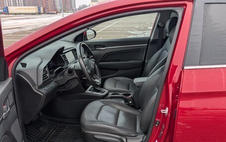 Hyundai Elantra VI рестайлинг, 2019 год, 1 900 000 рублей, 15 фотография