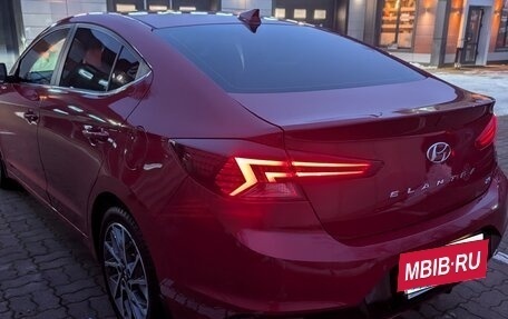 Hyundai Elantra VI рестайлинг, 2019 год, 1 900 000 рублей, 3 фотография