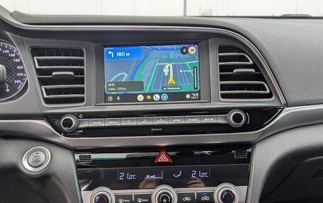 Hyundai Elantra VI рестайлинг, 2019 год, 1 900 000 рублей, 20 фотография