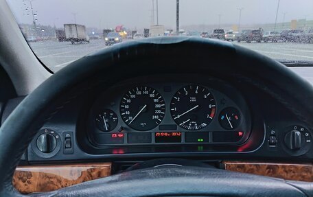 BMW 5 серия, 1999 год, 950 000 рублей, 8 фотография