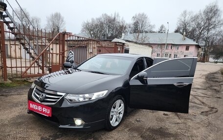 Honda Accord VIII рестайлинг, 2012 год, 1 900 000 рублей, 11 фотография
