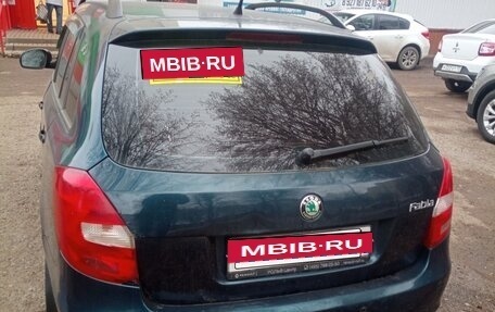 Skoda Fabia II, 2012 год, 560 000 рублей, 3 фотография