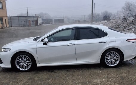 Toyota Camry, 2020 год, 3 100 000 рублей, 2 фотография