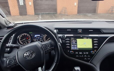 Toyota Camry, 2020 год, 3 100 000 рублей, 9 фотография