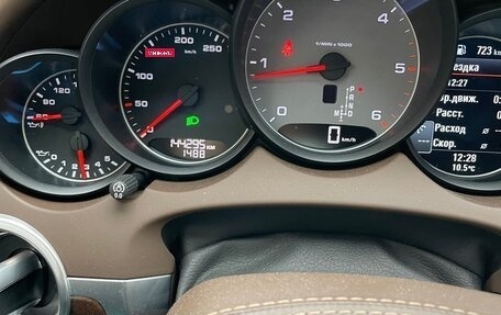 Porsche Cayenne III, 2016 год, 5 950 000 рублей, 9 фотография