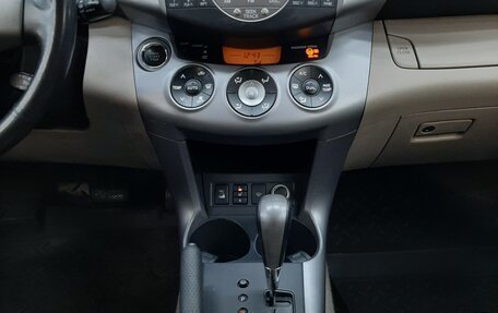 Toyota RAV4, 2006 год, 890 000 рублей, 18 фотография