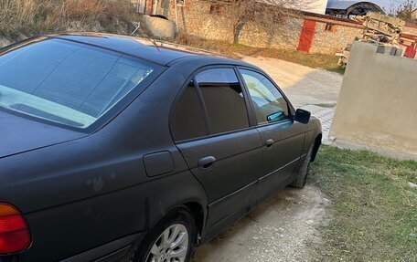 BMW 5 серия, 1997 год, 300 000 рублей, 3 фотография