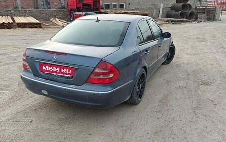 Mercedes-Benz E-Класс, 2005 год, 600 000 рублей, 6 фотография