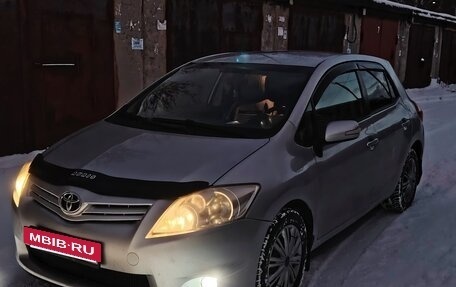 Toyota Auris II, 2012 год, 920 000 рублей, 15 фотография