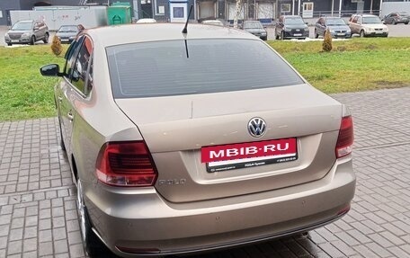 Volkswagen Polo VI (EU Market), 2015 год, 1 050 000 рублей, 3 фотография