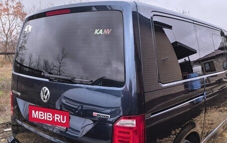 Volkswagen Multivan T6 рестайлинг, 2018 год, 3 900 000 рублей, 3 фотография