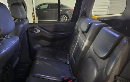 Nissan Pathfinder, 2010 год, 1 700 000 рублей, 9 фотография