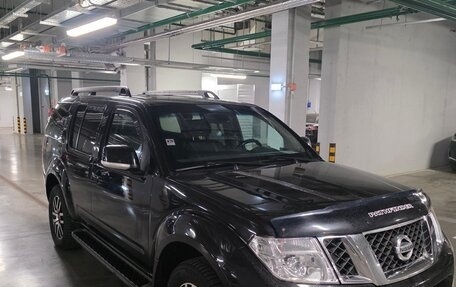 Nissan Pathfinder, 2010 год, 1 700 000 рублей, 2 фотография