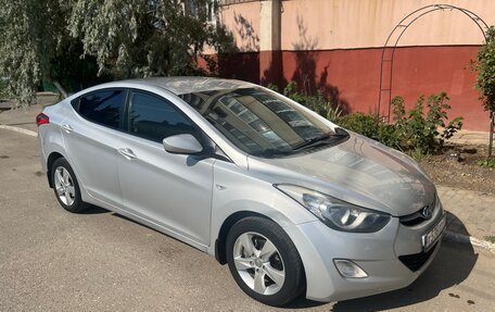 Hyundai Elantra V, 2011 год, 1 050 000 рублей, 2 фотография