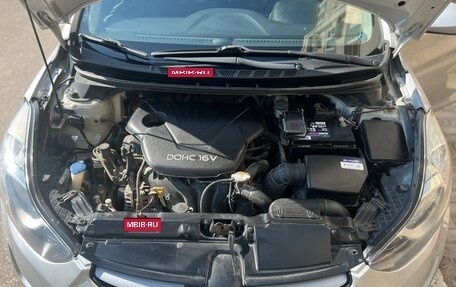 Hyundai Elantra V, 2011 год, 1 050 000 рублей, 9 фотография