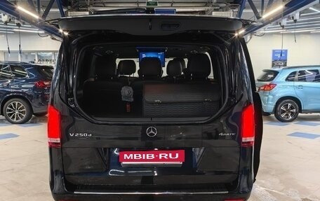 Mercedes-Benz V-Класс, 2019 год, 6 000 000 рублей, 3 фотография