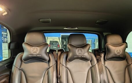 Mercedes-Benz V-Класс, 2019 год, 6 000 000 рублей, 18 фотография