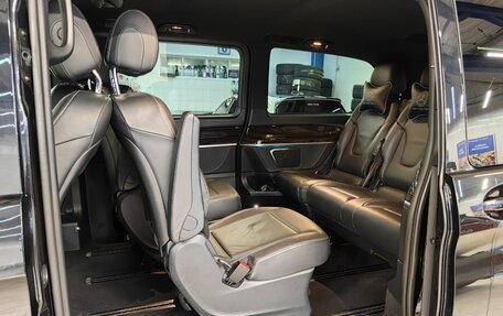 Mercedes-Benz V-Класс, 2019 год, 6 000 000 рублей, 28 фотография