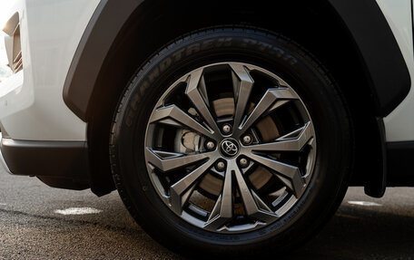Toyota RAV4, 2025 год, 4 705 000 рублей, 12 фотография