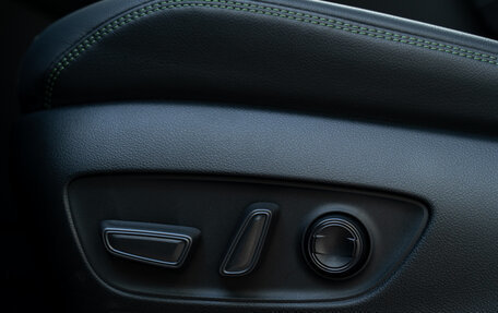 Toyota RAV4, 2025 год, 4 705 000 рублей, 19 фотография