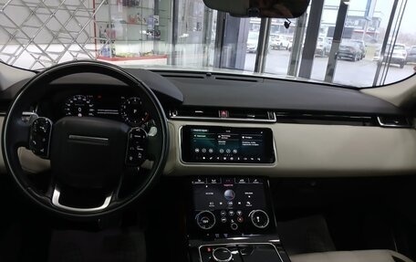Land Rover Range Rover Velar I, 2017 год, 4 250 000 рублей, 18 фотография