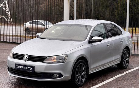 Volkswagen Jetta VI, 2013 год, 1 159 000 рублей, 3 фотография