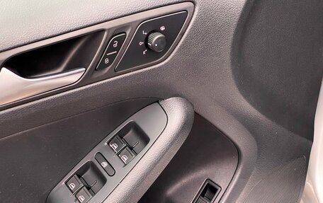 Volkswagen Jetta VI, 2013 год, 1 159 000 рублей, 15 фотография