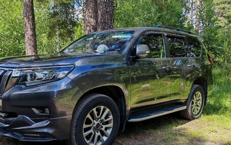 Toyota Land Cruiser Prado 150 рестайлинг 2, 2019 год, 5 200 000 рублей, 2 фотография