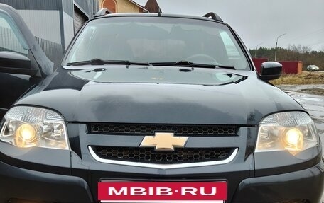 Chevrolet Niva I рестайлинг, 2012 год, 530 000 рублей, 2 фотография