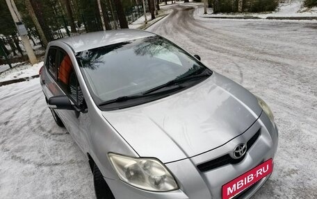 Toyota Auris II, 2011 год, 635 000 рублей, 12 фотография