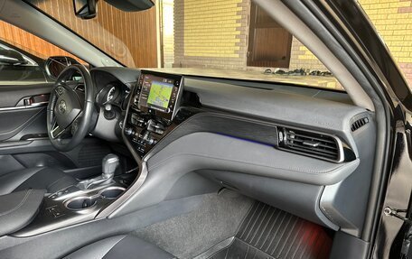 Toyota Camry, 2021 год, 4 150 000 рублей, 10 фотография