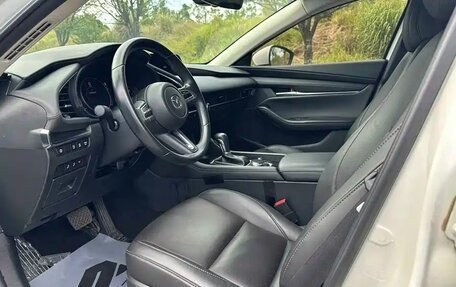 Mazda 3, 2022 год, 1 840 000 рублей, 9 фотография