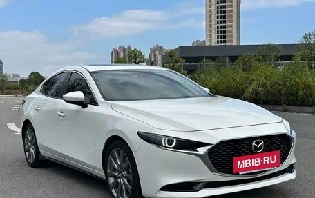 Mazda 3, 2022 год, 1 840 000 рублей, 3 фотография
