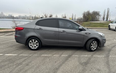 KIA Rio III рестайлинг, 2015 год, 1 050 000 рублей, 6 фотография
