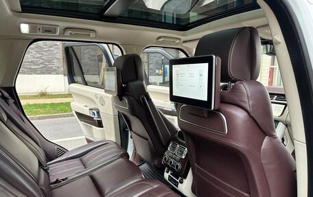 Land Rover Range Rover IV рестайлинг, 2017 год, 4 650 000 рублей, 12 фотография