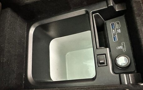 Land Rover Range Rover IV рестайлинг, 2017 год, 4 650 000 рублей, 20 фотография