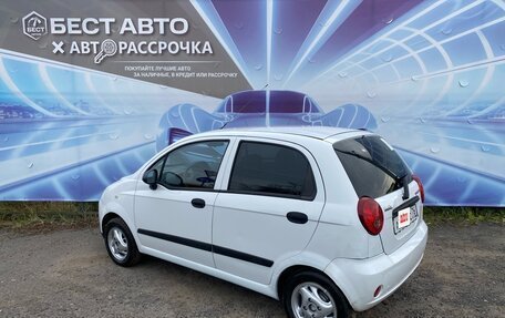 Chevrolet Spark III, 2009 год, 245 000 рублей, 3 фотография