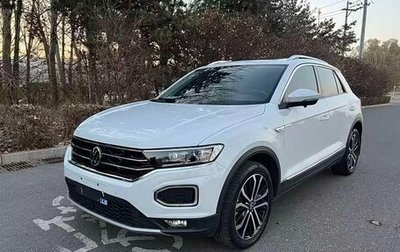 Volkswagen T-Roc I, 2022 год, 2 225 000 рублей, 1 фотография