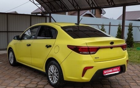 KIA Rio IV, 2019 год, 1 100 000 рублей, 2 фотография