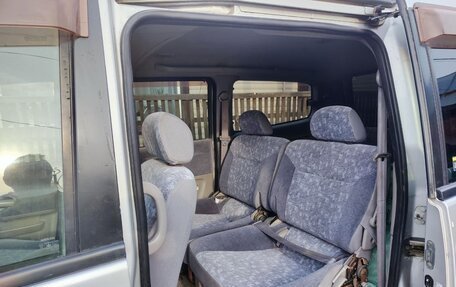 Nissan Serena II, 2000 год, 370 000 рублей, 4 фотография