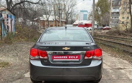 Chevrolet Cruze II, 2011 год, 650 000 рублей, 9 фотография