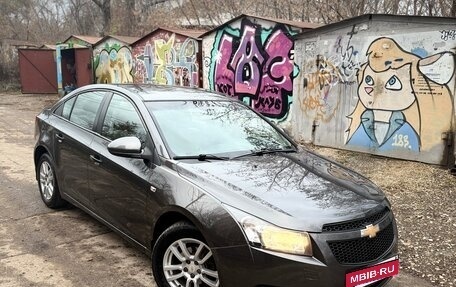 Chevrolet Cruze II, 2011 год, 650 000 рублей, 3 фотография