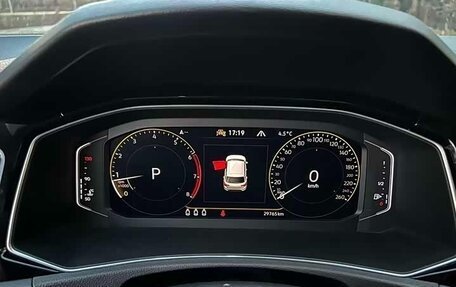 Volkswagen T-Roc I, 2022 год, 2 225 000 рублей, 4 фотография