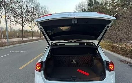 Volkswagen T-Roc I, 2022 год, 2 225 000 рублей, 12 фотография