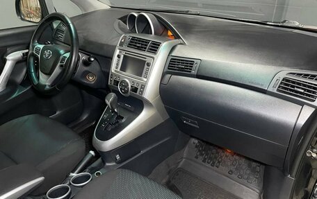 Toyota Verso I, 2012 год, 1 099 000 рублей, 11 фотография