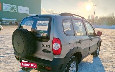 Chevrolet Niva I рестайлинг, 2012 год, 740 000 рублей, 5 фотография