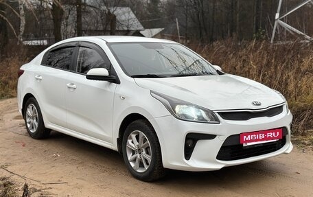 KIA Rio IV, 2018 год, 799 000 рублей, 3 фотография