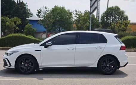 Volkswagen Golf VIII, 2023 год, 1 790 000 рублей, 7 фотография