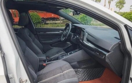 Volkswagen Golf VIII, 2023 год, 1 790 000 рублей, 11 фотография