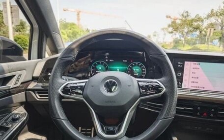 Volkswagen Golf VIII, 2023 год, 1 790 000 рублей, 10 фотография